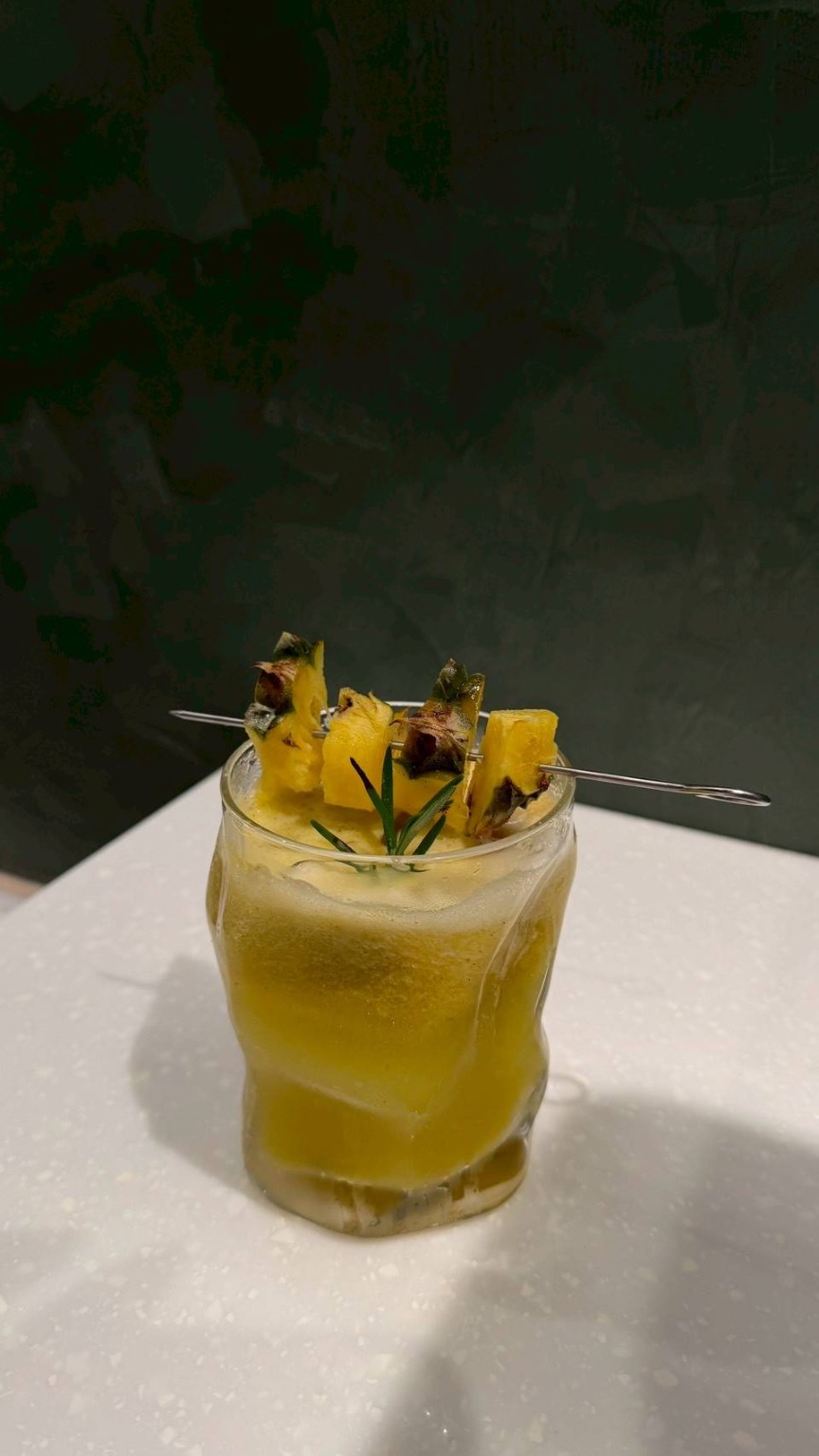 ORA 黃色鮮果飲品